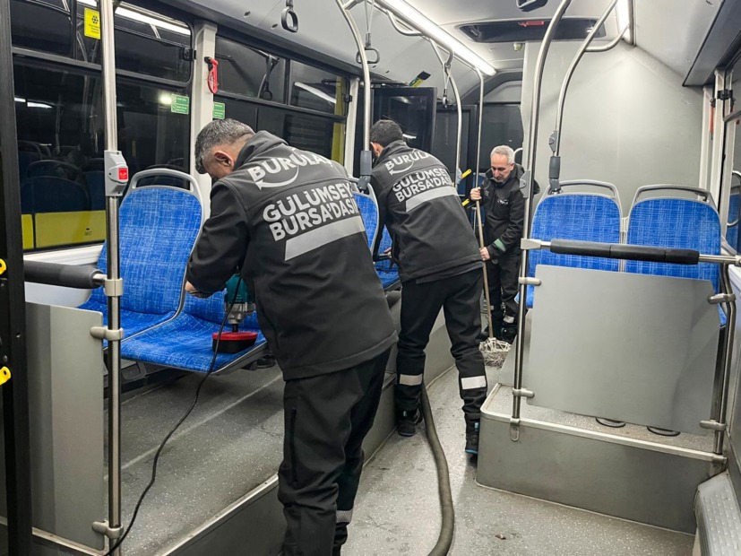 BÜYÜKŞEHİR’DEN ULAŞIMDA BAYRAM TEMİZLİĞİ