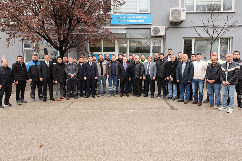 BAŞKAN BOZBEY, BUSKİ PERSONELİYLE BAYRAMLAŞTI