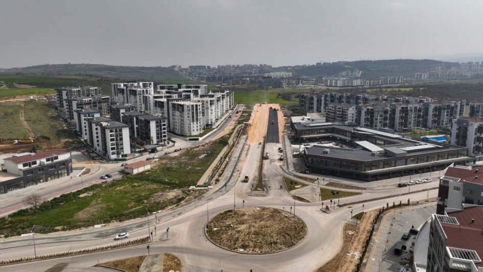 BÜYÜKŞEHİR’LE YENİ YERLEŞİMLERE MODERN YOLLAR