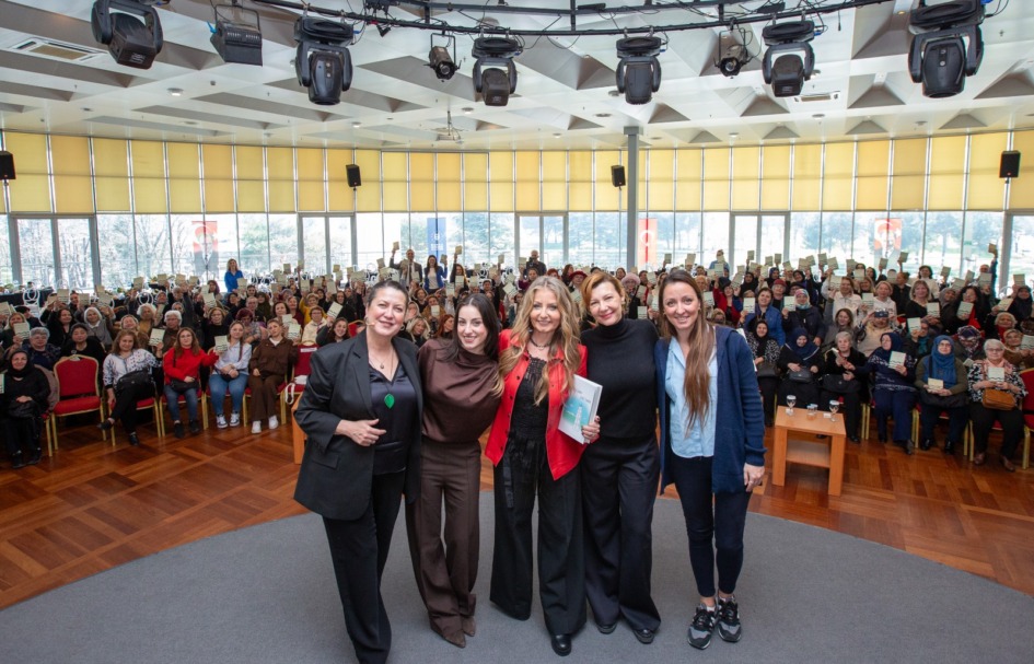 BURSA’DA EDEBİYATLA KADIN HİKAYELERİNE YOLCULUK