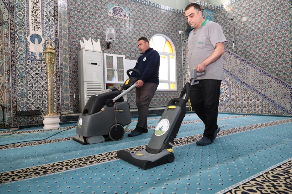 Ramazan Bayramında İbadetler Temiz Camilerde Yapılacak