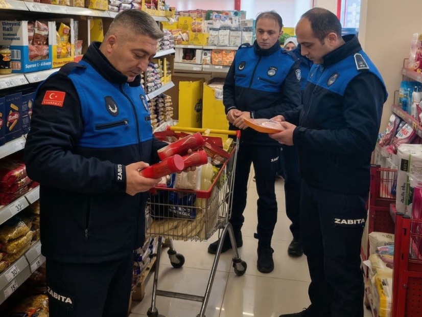 Gemlik’te Marketlere Zabıta Denetimi