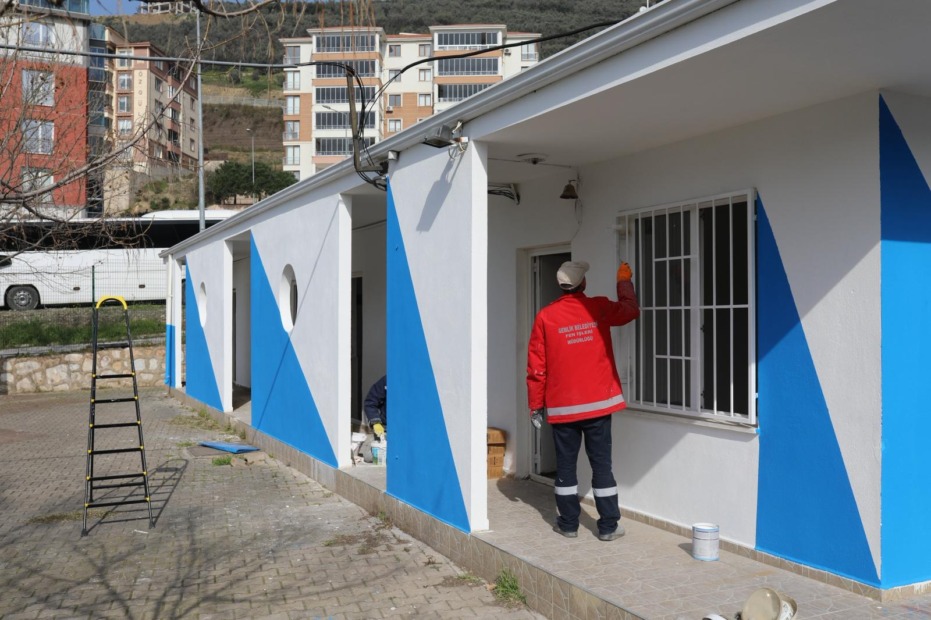 Gemlik’te Sahalar Yenileniyor