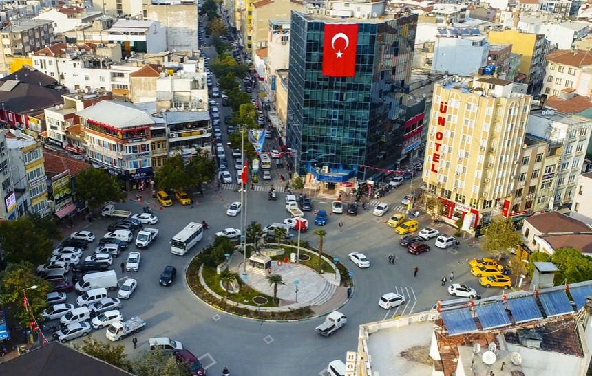 KARACABEY’DE İMAR VE ŞEHİRCİLİK FAALİYETLERİ 2025’TE HIZ KESMİYOR