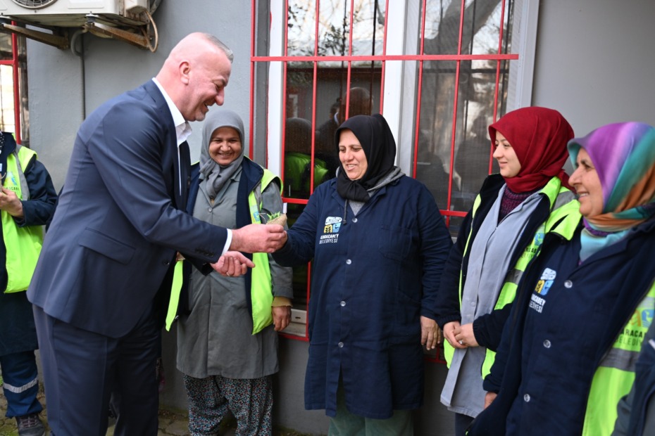 KARABATI: “KADINLARIMIZIN GÜCÜYLE DAHA GÜZEL BİR GELECEK İNŞA EDECEĞİZ”