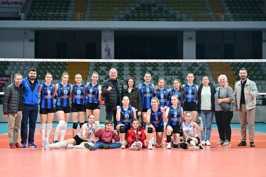 “KARACABEY’İN SULTANLARI” İLK GALİBİYETİNİ ALDI