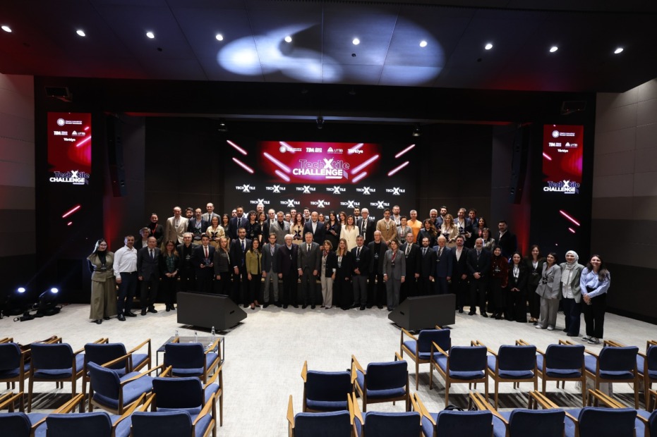 TEKSTİLDE GELECEĞİN KODLARI YAZILDI 