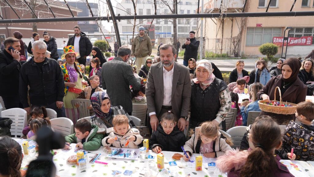 GÜRSULU MİNİKLER TEKNE ORUCUYLA İFTAR AÇTI