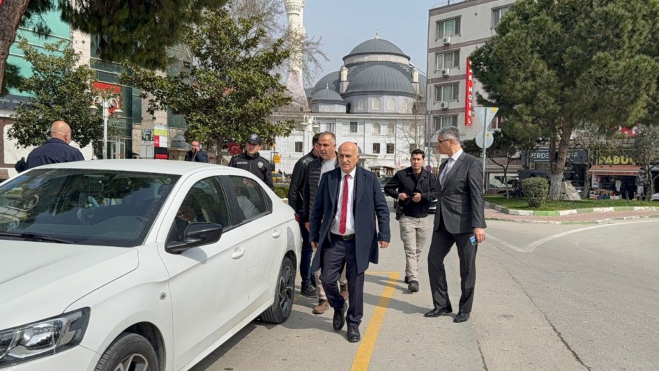 Kaymakam Osman Aslan Canbaba; “Bayram Sensiz Olmaz”