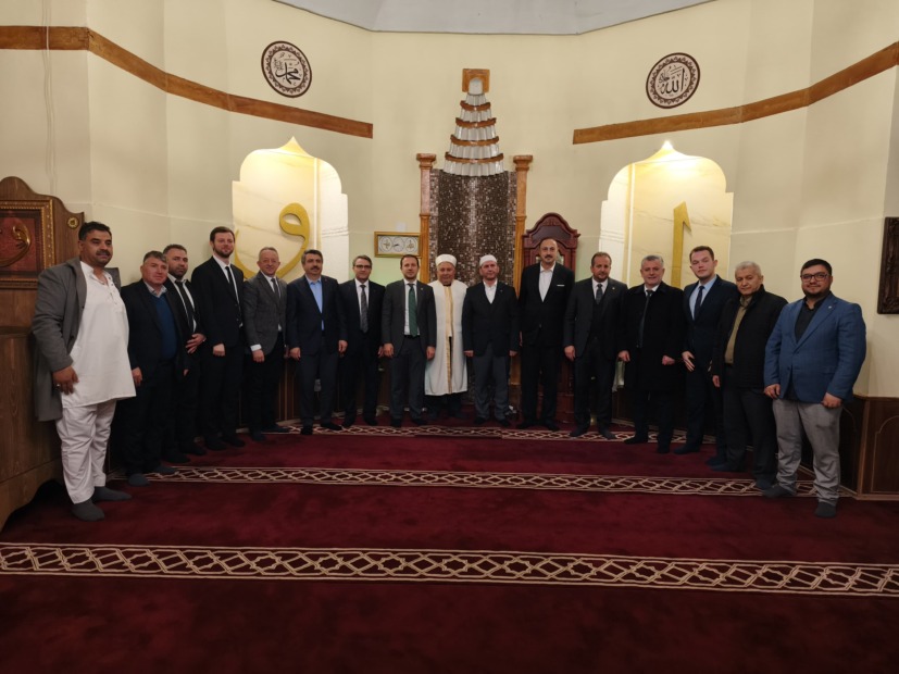 BAŞKAN YILMAZ EVLAD-I FATİHAN İLE KARDEŞLİK SOFRASINDA