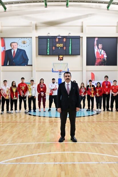 MİLLİ TAKIMIN SPORCU FABRİKASI YILDIRIM