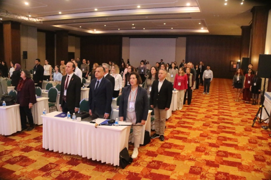 BİLİM DÜNYASI PARKİNSON’DA GELECEĞİN TEDAVİLERİNİ KONUŞTU