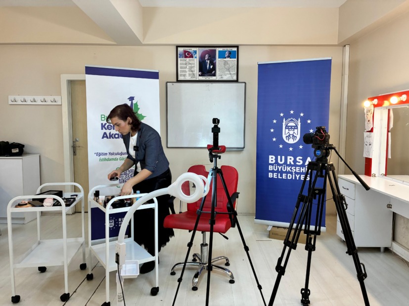 BURSA KENT AKADEMİSİ’NDE ‘UZAKTAN EĞİTİM’ DÖNEMİ BAŞLIYOR