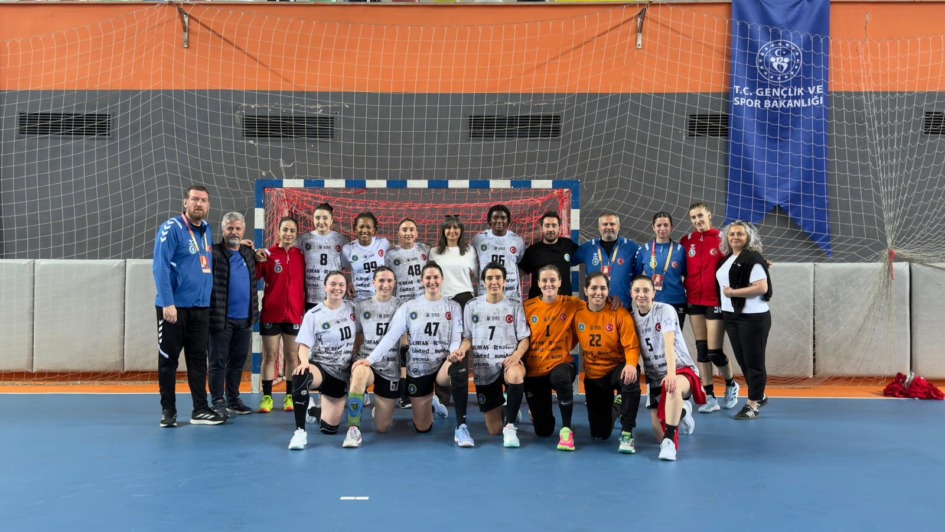 BURSA BÜYÜKŞEHİR BELEDİYESPOR ZORLANMADAN KAZANDI