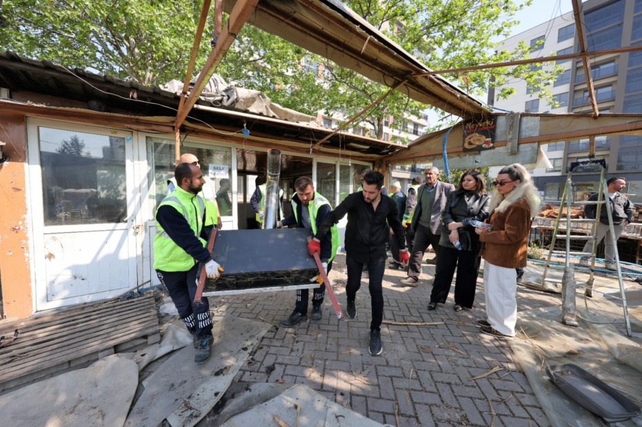 1050 KONUTLAR’DAKİ YEŞİL ALAN İŞGALDEN KURTARILDI