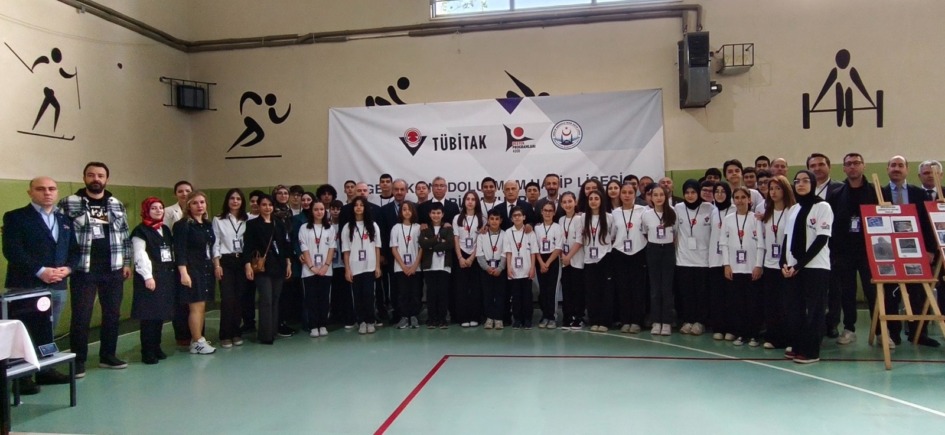 Gemlik AİHL’de Bilim Fuarı Heyecanı