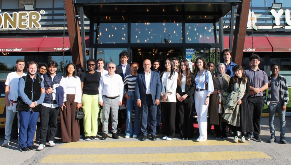 Bursalı Marketçilerden Üniversitelilere Destek