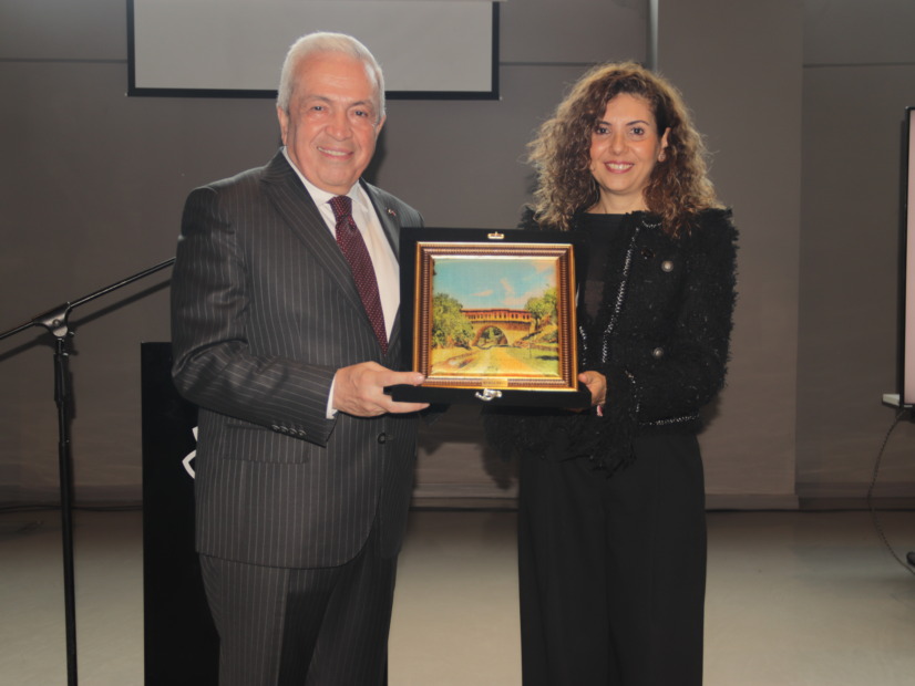 TÜMKAD GENÇ FİKİRLERİ BİLİM DÜNYASINA HAZIRLIYOR