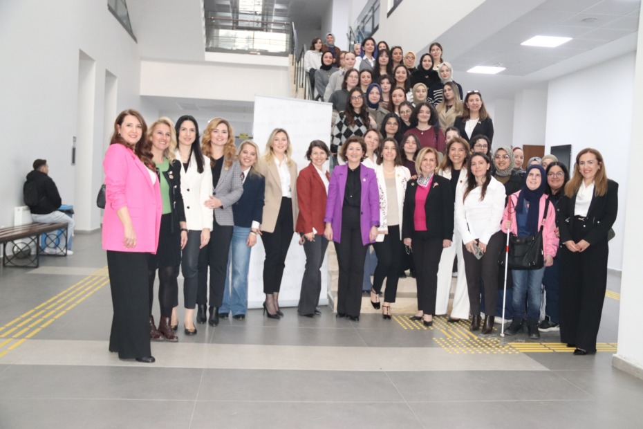 BUİKAD KADINLARI DİJİTAL DÖNÜŞÜME HAZIRLIYOR