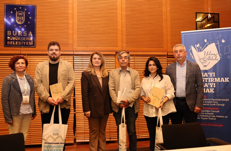 Bursa’nın tarihi katmanları ve mahalle kültürü Tüyap Bursa 23. Kitap Fuarı’nda konuşuldu