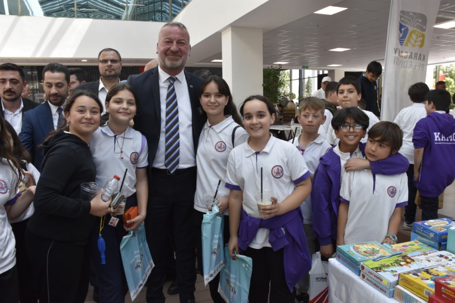 KARACABEY’DE “KİTAP GÜNLERİ” ŞÖLENİ BAŞLIYOR