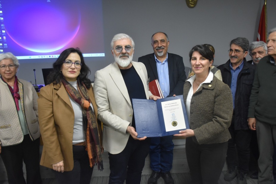 GÜNEY ÖZKILINÇ, BURSA’NIN ZENGİNLİKLERİNİ ANLATTI