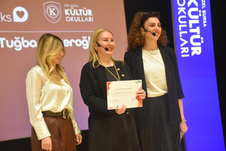 EBEVEYNLERE DİJİTAL ÇAĞ REHBERİ