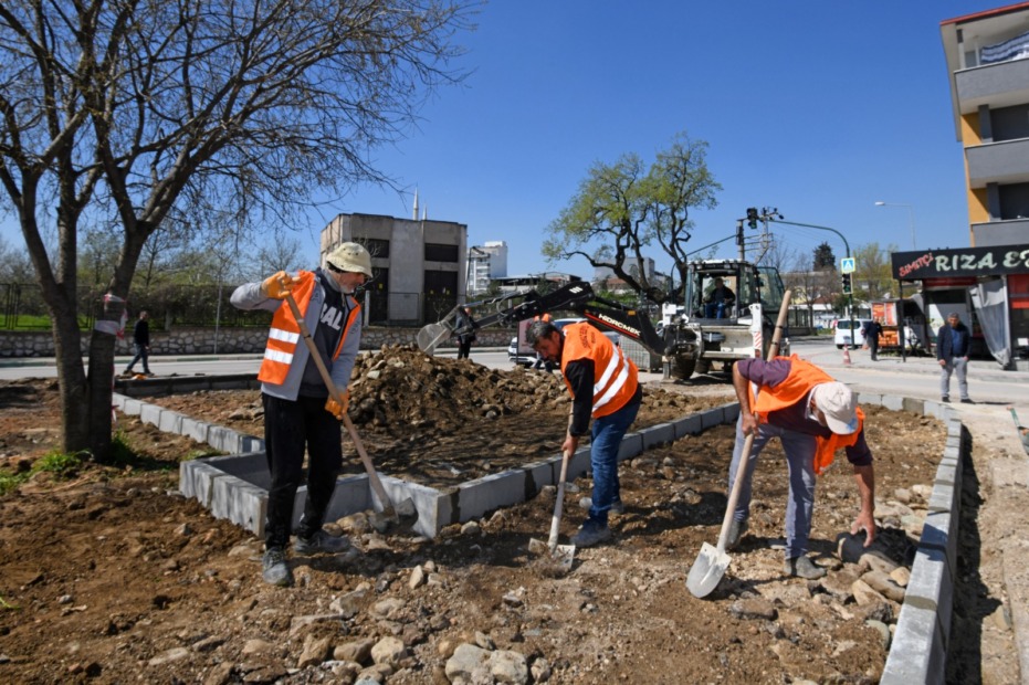 Osmangazi’den Hamitler’e 300 Tonluk Asfalt Desteği