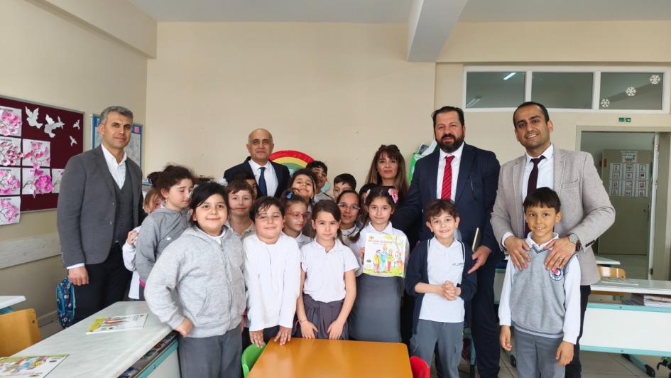 Gemlik Kaymakamı Canbaba Öğrencilerle Buluştu