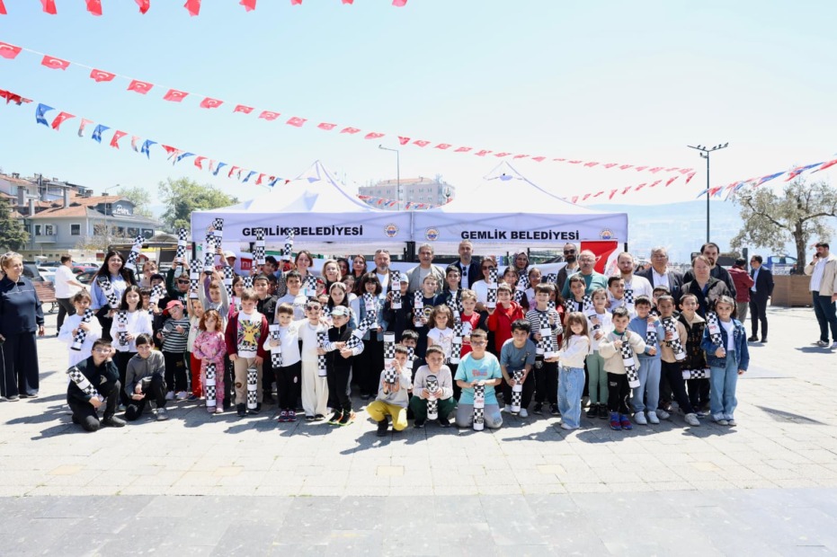 GEMLİK’TE “SATRANÇTA İLK ADIM” ETKİNLİĞİ YOĞUN İLGİ GÖRDÜ