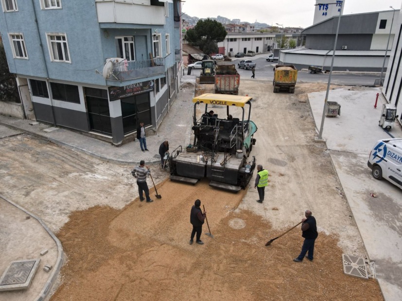 Gemlik’in Her Noktasında Yol Çalışması