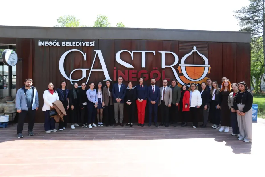 İnegöl’de Akademi Ve Yerel Yönetimden Güçlü İş Birliği