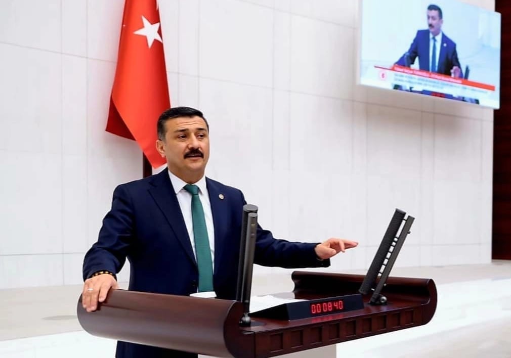 SELÇUK TÜRKOĞLU: “LOZAN ÇİĞNENİYOR, İKTİDAR SEYREDİYOR!”