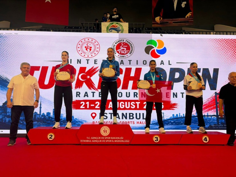 BÜYÜKŞEHİRLİ KARATECİ NAZ KAYADERE’DEN ALTIN MADALYA