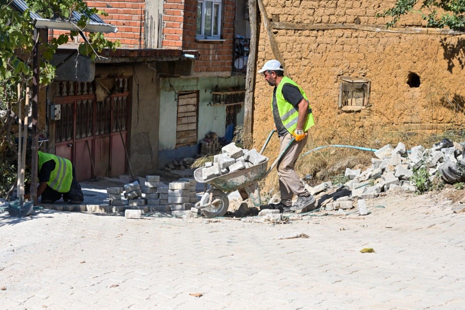 BÜYÜKŞEHİR’DEN MÜŞKÜLE’YE ALTYAPI VE ÜSTYAPI HAMLESİ