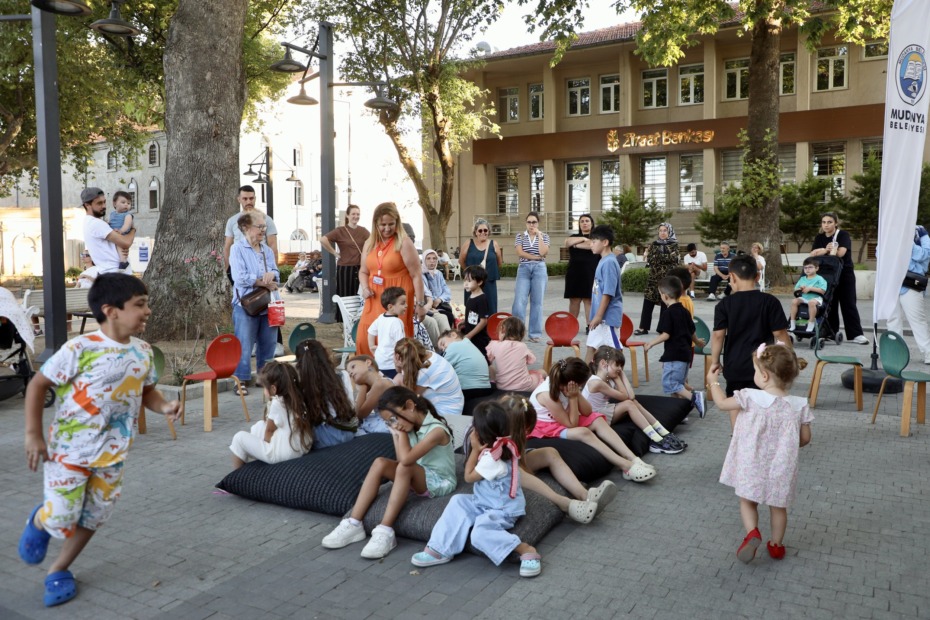 MUDANYA’DA YAZ TATİLİ DOLU DOLU GEÇİYOR