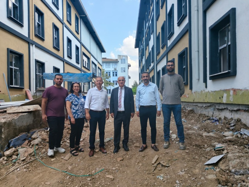 Gemlik’te “400 Günde 500 Kişilik Modern Öğrenci Yurdu’