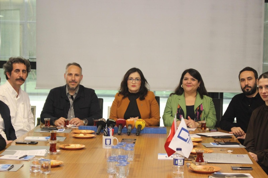 MİMARLARDAN RUHSAT SÜREÇLERİNDE KANUN DIŞI ÜCRET TALEPLERİNE İLİŞKİN AÇIKLAMA