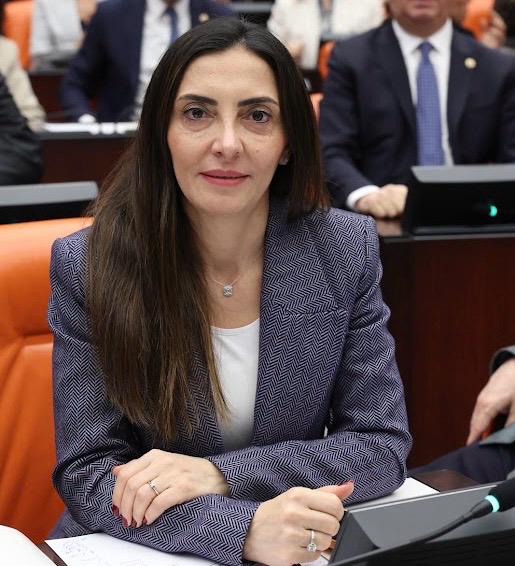 YENİ PARTİ’Lİ ALTACA KAYIŞOĞLU” ŞEFTALİDE FİYAT ÇÖKTÜ, MALİYET KATLANDI: ÜRETİCİ PERİŞAN